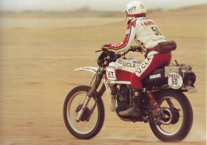 Cyril Neveu vence o Rally Paris-Dakar 1980 com Yamaha XT 500